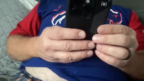 Snapshot of onthedlhere chatting on 12.29.24 onthedlhere online show from 12.29.24