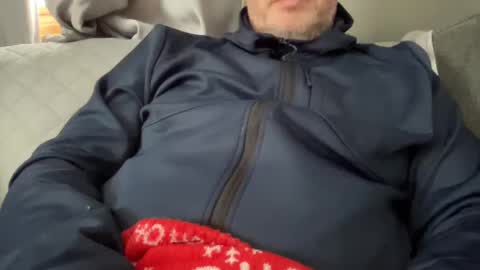 Snapshot of onthedlhere chatting on 01.08.25 onthedlhere online show from 01.08.25