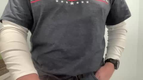 Snapshot of onthedlhere chatting on 03.04.25 onthedlhere online show from 03.04.25