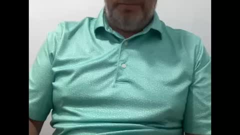 Snapshot of onthedlhere chatting on 10.14.25 onthedlhere online show from 10.14.25