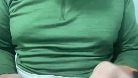 Snapshot of onthedlhere chatting on 10.22.25 onthedlhere online show from 10.22.25