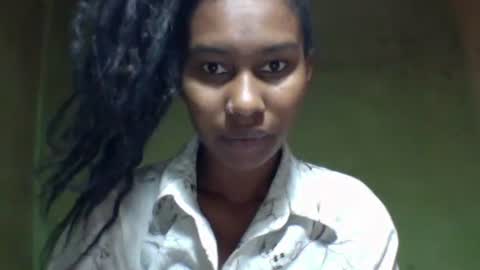 oolyette online show from 10.04.25