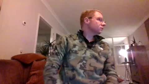 Snapshot of oook5 chatting on 10.09.25 oook5 online show from 10.09.25