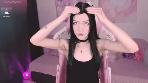 Snapshot of ophelia_amber chatting on 06.28.26 Ophelia online show from 06.28.26