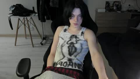Bella and John online show from 06.04.26