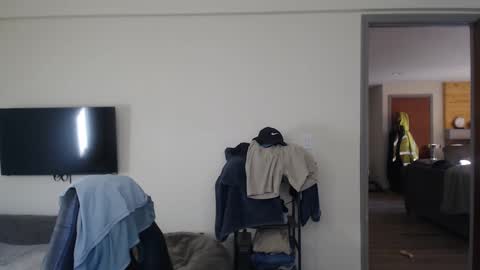 Snapshot of oregon87 chatting on 10.06.25 The Oregon Lumberjack online show from 10.06.25