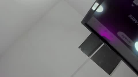 Miss Guzman  online show from 03.10.25