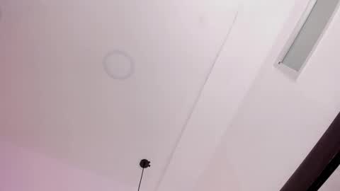 Miss Guzman  online show from 09.23.25