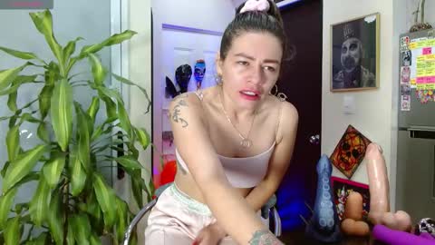 Oriana online show from 10.14.25