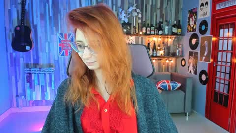 Snapshot of orianna_blade chatting on 12.04.24 Orianna - Hi Im into geek culture cosplay crafting LARP games. Shall we play DnD online show from 12.04.24