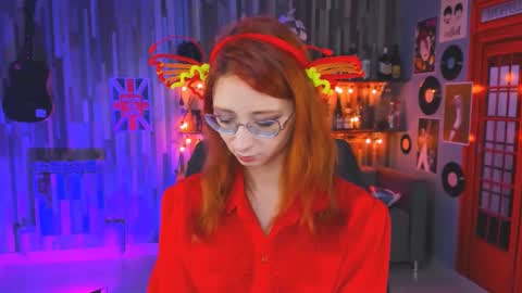 Snapshot of orianna_blade chatting on 12.04.24 Orianna - Hi Im into geek culture cosplay crafting LARP games. Shall we play DnD online show from 12.04.24
