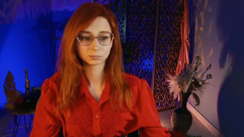 Snapshot of orianna_blade chatting on 12.05.24 Orianna - Hi Im into geek culture cosplay crafting LARP games. Shall we play DnD online show from 12.05.24