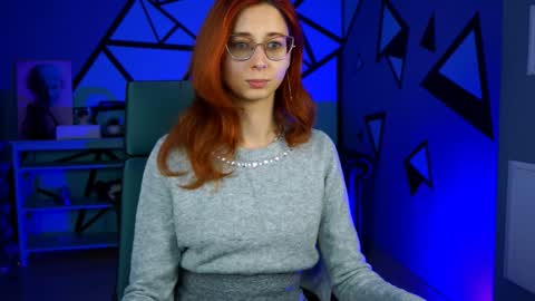 Snapshot of orianna_blade chatting on 12.07.24 Orianna - Hi Im into geek culture cosplay crafting LARP games. Shall we play DnD online show from 12.07.24