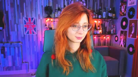 Snapshot of orianna_blade chatting on 12.22.24 Orianna - Hi Im into geek culture cosplay crafting LARP games. Shall we play DnD online show from 12.22.24