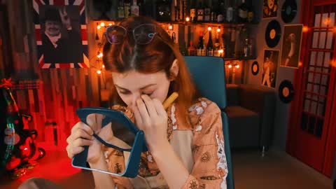 Snapshot of orianna_blade chatting on 12.29.24 Orianna - Hi Im into geek culture cosplay crafting LARP games. Shall we play DnD online show from 12.29.24