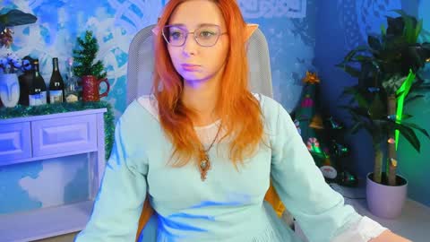 Snapshot of orianna_blade chatting on 12.31.24 Orianna - Hi Im into geek culture cosplay crafting LARP games. Shall we play DnD online show from 12.31.24