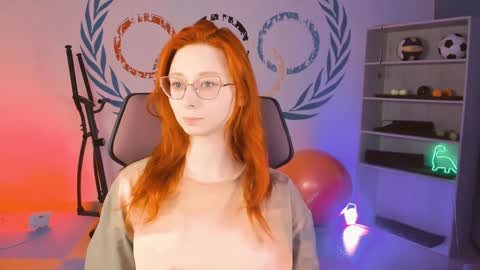 Snapshot of orianna_blade chatting on 01.19.25 Orianna - Hi Im into geek culture cosplay crafting LARP games. Shall we play DnD online show from 01.19.25