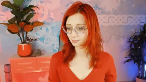 Snapshot of orianna_blade chatting on 01.22.25 Orianna - Hi Im into geek culture cosplay crafting LARP games. Shall we play DnD online show from 01.22.25