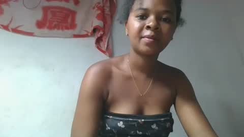 ornellahhh online show from 11.21.25