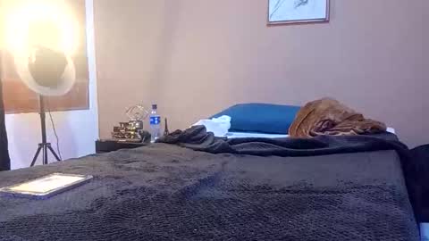 osarito3x online show from 04.19.26