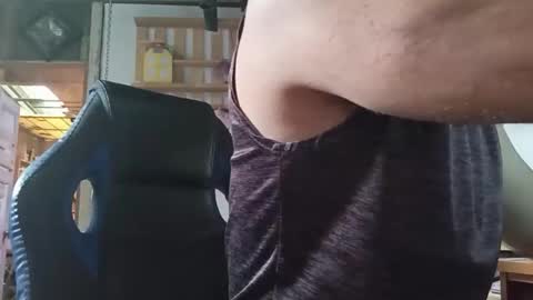Snapshot of oscar978156 chatting on 06.07.26 Osquitar online show from 06.07.26