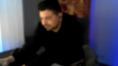 Snapshot of oscarleo chatting on 02.25.26 the venetian online show from 02.25.26