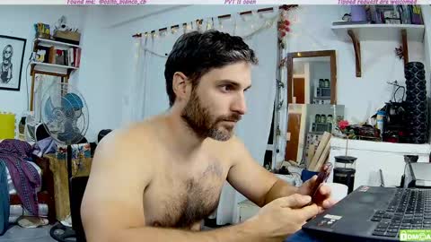 Snapshot of osito_blanco chatting on 04.29.26 Osito Blanco online show from 04.29.26