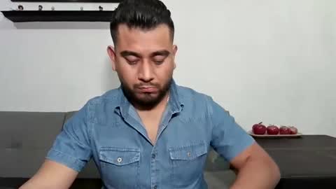 Snapshot of oskregal chatting on 01.13.26 oskregal online show from 01.13.26