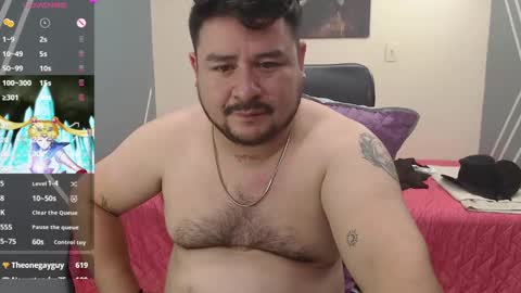 Snapshot of oso_gael chatting on 01.08.25 Bear Gael online show from 01.08.25