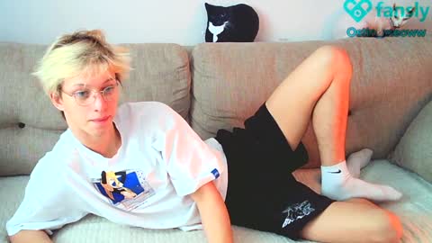 Snapshot of ostin_meoww chatting on 01.17.25 Ostin online show from 01.17.25