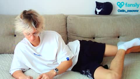 Snapshot of ostin_meoww chatting on 03.12.25 Ostin online show from 03.12.25