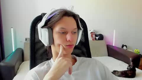 Ostin online show from 02.16.26