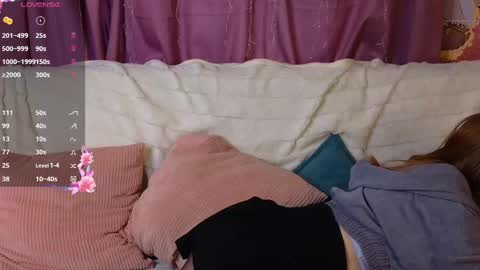 Snapshot of ottiliealdridge chatting on 03.01.25 Mia online show from 03.01.25