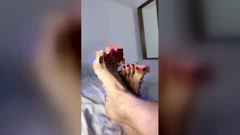 Snapshot of oumaimasoufaine66 chatting on 01.12.26 oumaimasoufaine66 online show from 01.12.26