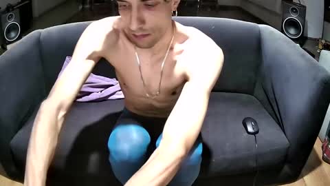 Snapshot of outtamatik chatting on 09.23.25 G online show from 09.23.25