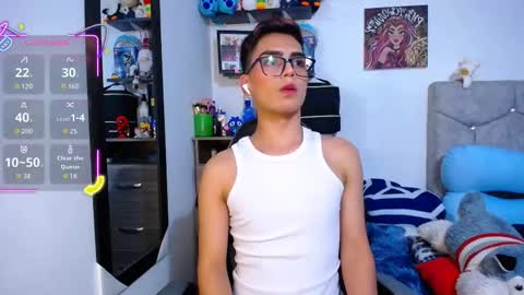 Owen  Independent model  online show from 02.27.26