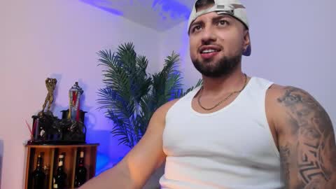 Maximus Owen online show from 10.20.25