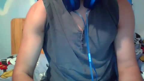 Snapshot of owensir chatting on 11.27.25 owensir online show from 11.27.25