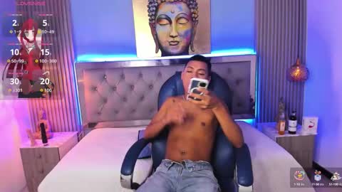 Snapshot of owenstone chatting on 09.23.25 OWEN online show from 09.23.25