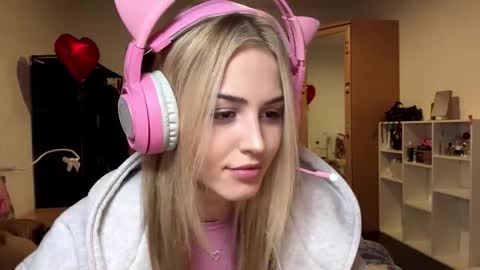 Eva online show from 02.15.26