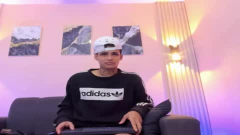 ozuna_hot_ online show from 07.04.26