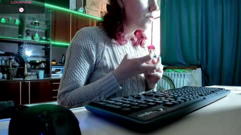 Ella online show from 02.02.25