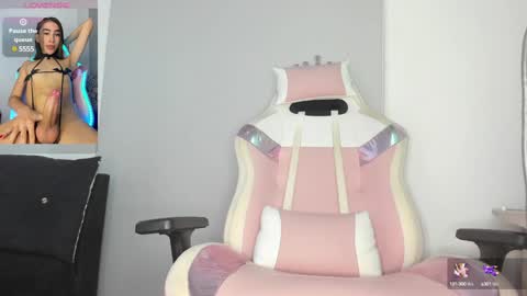 Snapshot of pablohot_5 chatting on 01.29.25 kYLIE online show from 01.29.25