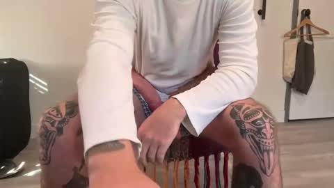 Snapshot of paddy_fuck chatting on 12.01.24 paddy_fuck online show from 12.01.24