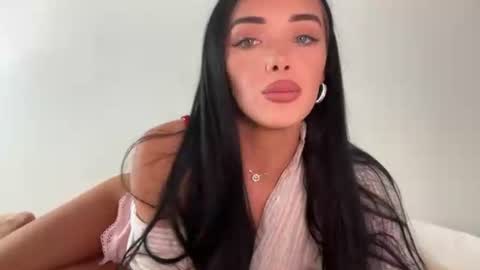 Snapshot of paigemckinnon chatting on 06.24.26 paigey xxx link in bio online show from 06.24.26