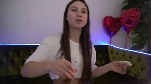 Paige online show from 03.08.25