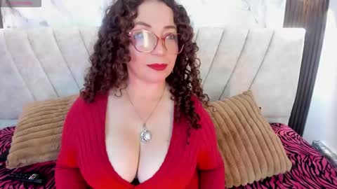 You can call me Mommy Goddess Queen online show from 03.09.26