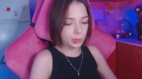 Snapshot of pambeeslyy chatting on 07.30.26 Pam online show from 07.30.26
