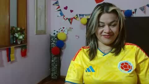 Snapshot of pamela_echeverria chatting on 06.27.26 pamela_echeverria online show from 06.27.26