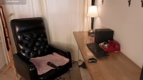 Snapshot of pamela_johnsonn chatting on 04.27.26 pamela_johnsonn online show from 04.27.26